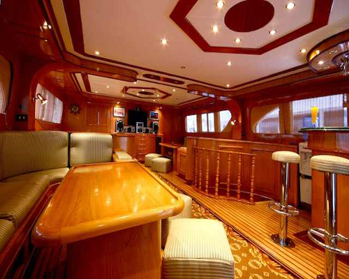 Interior Salon von M/Y Carlton Kreuzfahrt Tauchen Yacht in Sharm el Sheikh Ägypten